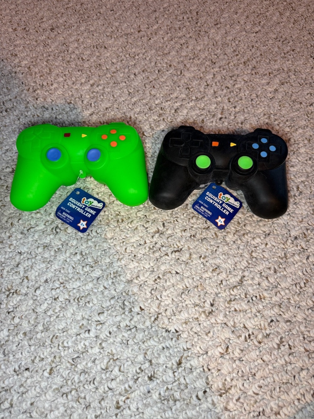 NIB Toymendous Squishy Game Controller Set Black & Green